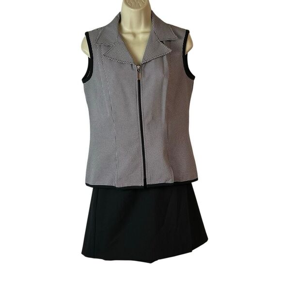 Fashion Bug Vintage Zip Up Sleeveless Top and Skort Set Size 6 Franny Fine - Picture 1 of 10